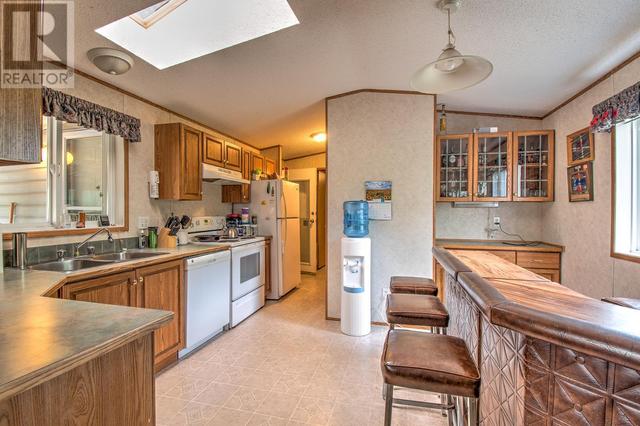 11 Gardom Lake Road, House detached with 2 bedrooms, 2 bathrooms and null parking in North Okanagan F BC | Image 45
