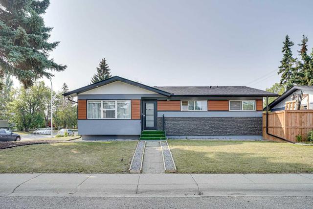 9703 2 Street Se, House detached with 4 bedrooms, 3 bathrooms and 2 parking in Calgary AB | Image 50