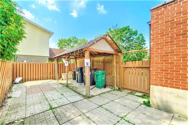 95 Harold St, House detached with 3 bedrooms, 4 bathrooms and 7 parking in Brampton ON | Image 32