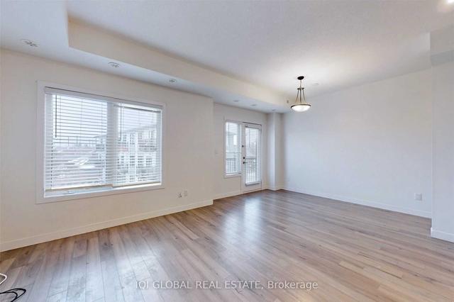 15 - 630 Rogers Rd, Townhouse with 2 bedrooms, 2 bathrooms and 1 parking in Toronto ON | Image 18