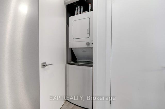601 - 467 Charlton Ave E, Condo with 2 bedrooms, 2 bathrooms and 1 parking in Hamilton ON | Image 4
