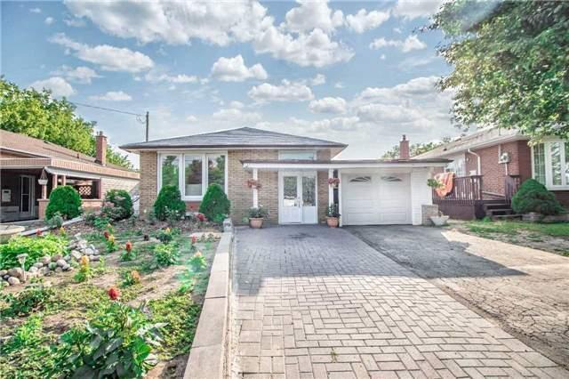 1002 Brimley Rd, House detached with 3 bedrooms, 2 bathrooms and 2 parking in Toronto ON | Image 1