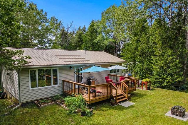 175 Warner Bay Rd, House detached with 2 bedrooms, 1 bathrooms and 5 parking in Northern Bruce Peninsula ON | Image 4