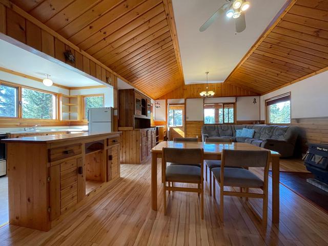 4561 Barleben Road, House detached with 2 bedrooms, 1 bathrooms and null parking in East Kootenay E BC | Image 10