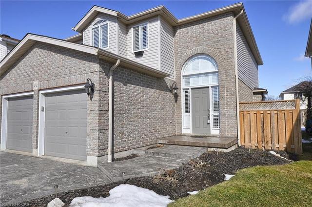 492 Langlaw Drive, House detached with 3 bedrooms, 2 bathrooms and 4 parking in Cambridge ON | Image 3