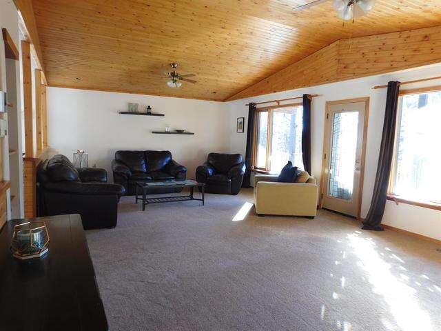 53 Ferrier Drive, House detached with 5 bedrooms, 2 bathrooms and null parking in Clearwater County AB | Image 19