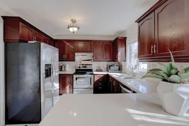 5578 Heatherleigh Ave, House detached with 4 bedrooms, 4 bathrooms and 4 parking in Mississauga ON | Image 5