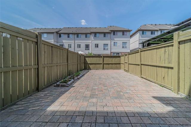 12 Spraggins Lane, Townhouse with 3 bedrooms, 2 bathrooms and 2 parking in Ajax ON | Image 26