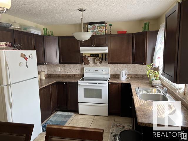 13411 61 St Nw, House detached with 4 bedrooms, 1 bathrooms and null parking in Edmonton AB | Image 3
