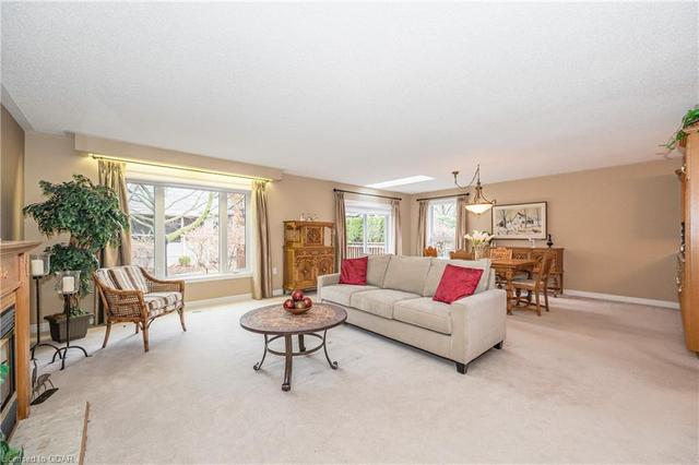 4 Parkside Drive, House detached with 3 bedrooms, 3 bathrooms and 2 parking in Guelph ON | Image 7