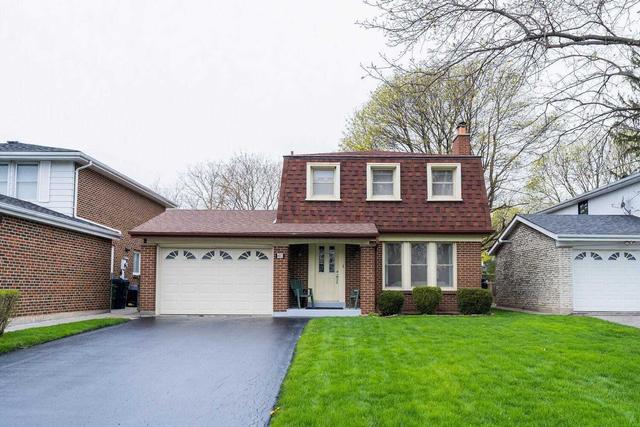 40 Deerbrook Tr, House detached with 3 bedrooms, 4 bathrooms and 3.5 parking in Toronto ON | Card Image