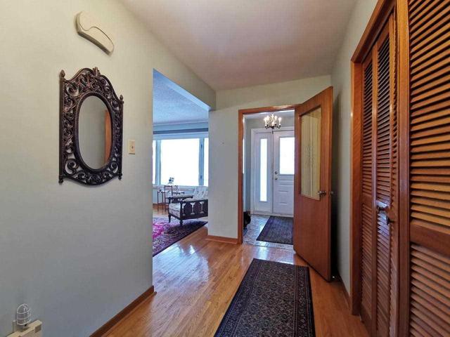86 Iangrove Terr, House detached with 3 bedrooms, 3 bathrooms and 4 parking in Toronto ON | Image 4
