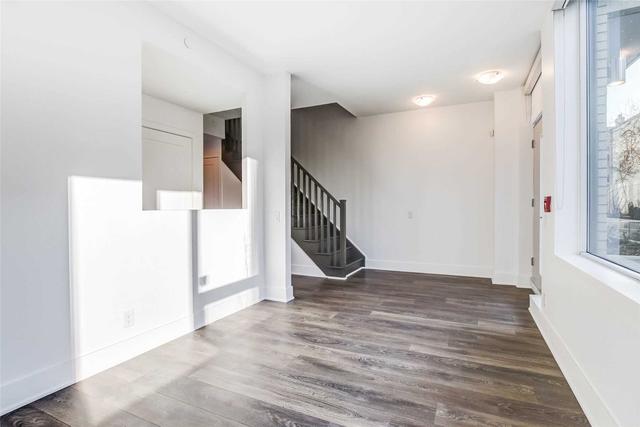 th105 - 120 Parliament St, Townhouse with 3 bedrooms, 3 bathrooms and 1 parking in Toronto ON | Image 4
