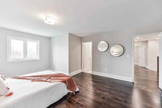 37 Turnberry Cres, House detached with 5 bedrooms, 5 bathrooms and 5 parking in Markham ON | Image 19