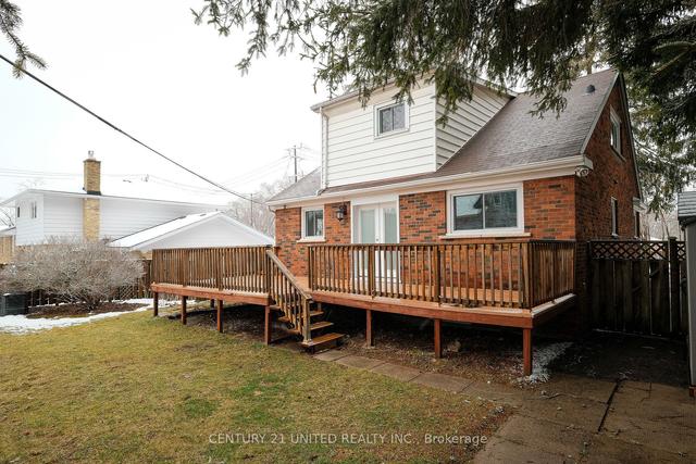 215 Wolsely St, House detached with 4 bedrooms, 3 bathrooms and 3 parking in Peterborough ON | Image 33