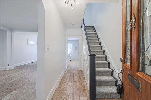 230 Milverton Blvd, House semidetached with 3 bedrooms, 2 bathrooms and 1 parking in Toronto ON | Image 16