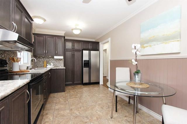 1401 Tatra Dr, House detached with 3 bedrooms, 2 bathrooms and 5 parking in Pickering ON | Image 21