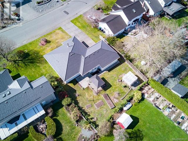 1630 Foxxwood Dr, House detached with 4 bedrooms, 2 bathrooms and 4 parking in Comox BC | Image 51