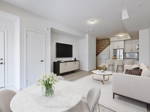 27 - 3405 Ridgeway Dr, Townhouse with 2 bedrooms, 3 bathrooms and 1 parking in Mississauga ON | Image 7