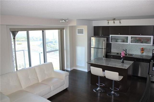 2609 - 275 Yorkland Rd, Condo with 2 bedrooms, 2 bathrooms and 1 parking in Toronto ON | Image 3