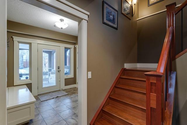 2233 8 Avenue Se, House detached with 4 bedrooms, 3 bathrooms and 2 parking in Calgary AB | Image 33