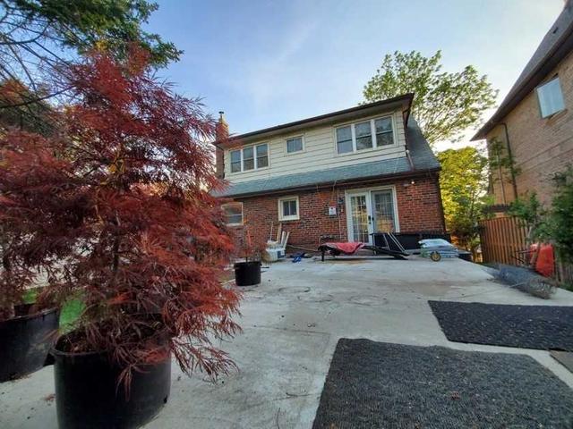 15 Melton Grove St, House detached with 2 bedrooms, 3 bathrooms and 6 parking in Toronto ON | Image 5