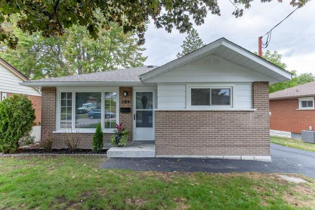 384 Elizabeth St, House detached with 3 bedrooms, 1 bathrooms and 4 parking in Oshawa ON | Card Image
