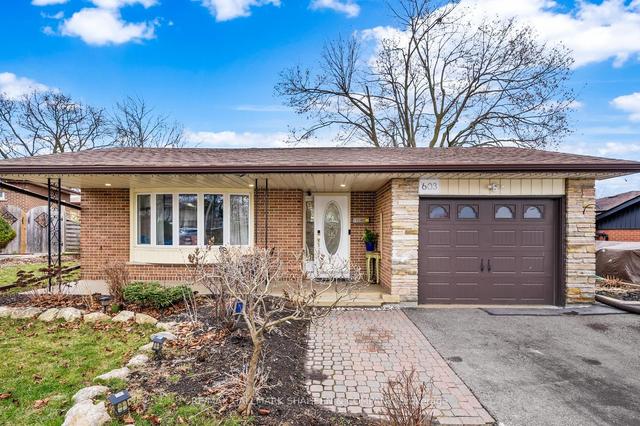 603 Braemor Crt, House detached with 3 bedrooms, 2 bathrooms and 5 parking in Oshawa ON | Image 1