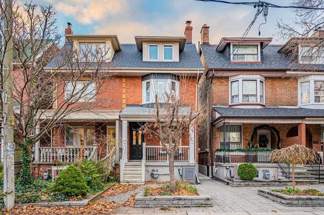 upper - 374 Crawford St, House semidetached with 2 bedrooms, 1 bathrooms and 1 parking in Toronto ON | Image 1