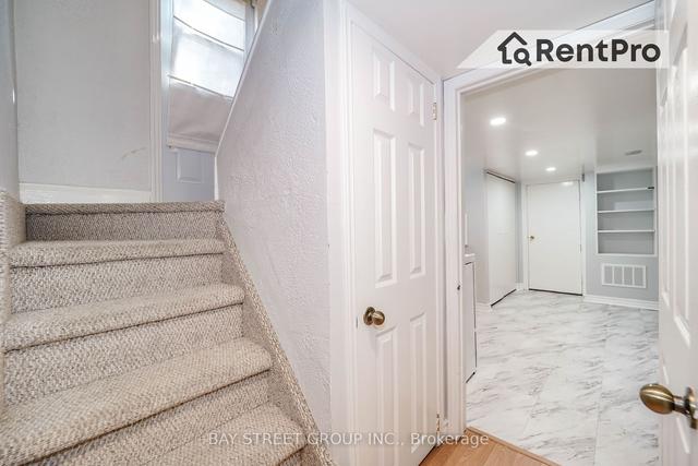 17 Botham Rd, House detached with 3 bedrooms, 2 bathrooms and 6 parking in Toronto ON | Image 15