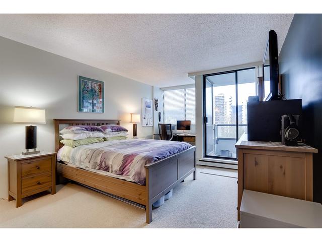 1105 - 3980 Carrigan Court, Condo with 1 bedrooms, 1 bathrooms and 1 parking in Burnaby BC | Card Image