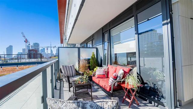 n610 - 35 Rolling Mills Rd, Condo with 2 bedrooms, 2 bathrooms and 1 parking in Toronto ON | Image 2