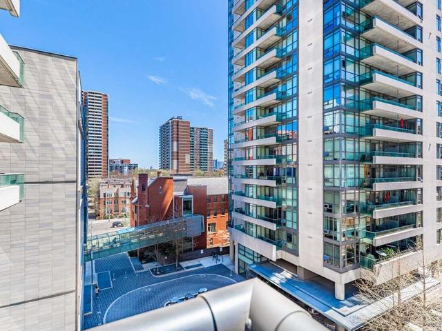 601 - 285 Mutual St, Condo with 2 bedrooms, 2 bathrooms and 1 parking in Toronto ON | Image 18