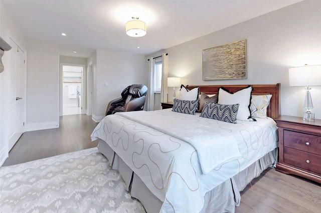 35 Chasser Dr, House detached with 4 bedrooms, 7 bathrooms and 7 parking in Markham ON | Image 21