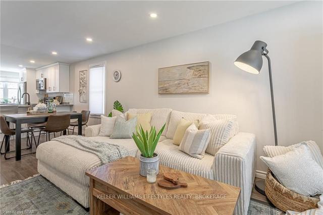 561 Chester St, House detached with 2 bedrooms, 0 bathrooms and 4 parking in London ON | Image 36