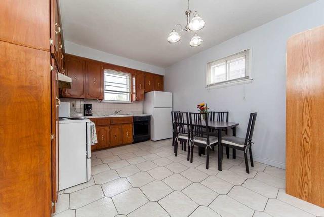 19 Lacey Ave, House detached with 4 bedrooms, 3 bathrooms and 2 parking in Toronto ON | Image 35