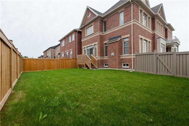 43 Algoma Dr, House detached with 4 bedrooms, 4 bathrooms and 2 parking in Vaughan ON | Image 20