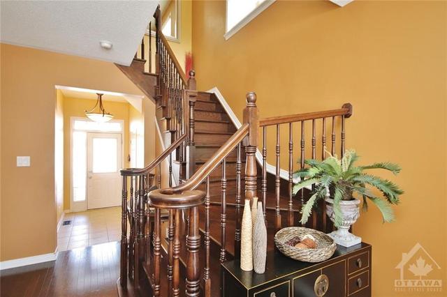 871 Kennacraig Private, Townhouse with 3 bedrooms, 3 bathrooms and 3 parking in Ottawa ON | Image 16