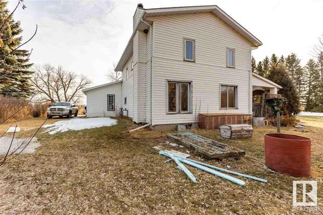57020 Rr 221, House detached with 3 bedrooms, 2 bathrooms and null parking in Sturgeon County AB | Image 21