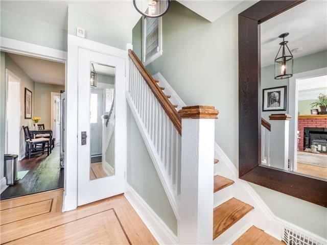 144 Ottawa Ave S, House detached with 3 bedrooms, 1 bathrooms and 3 parking in Hamilton ON | Image 5
