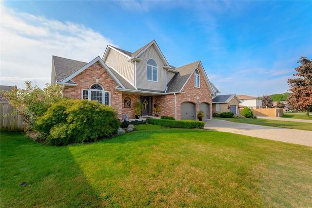 3755 Northwood Dr, House detached with 5 bedrooms, 4 bathrooms and 4 parking in Niagara Falls ON | Image 1