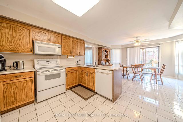877 Darwin Dr, House detached with 4 bedrooms, 3 bathrooms and 4 parking in Pickering ON | Image 25