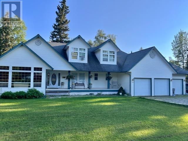 2873 Britton Road, House detached with 4 bedrooms, 3 bathrooms and null parking in Quesnel BC | Card Image