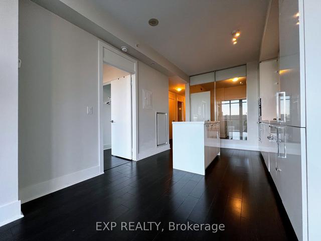 1506 - 32 Davenport Rd, Condo with 2 bedrooms, 2 bathrooms and 0 parking in Toronto ON | Image 18