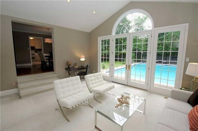 8 Tetbury Cres, House detached with 3 bedrooms, 3 bathrooms and 6 parking in Toronto ON | Image 9