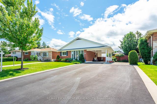 58 Nova Dr, House detached with 3 bedrooms, 2 bathrooms and 7 parking in Hamilton ON | Image 12