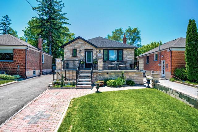 93 Cynthia Rd, House detached with 3 bedrooms, 2 bathrooms and 5 parking in Toronto ON | Image 1