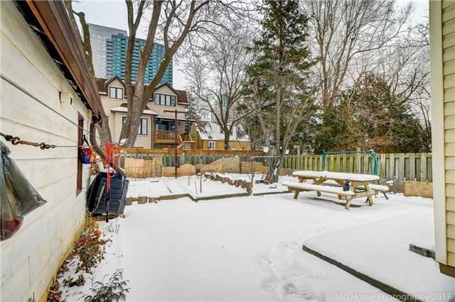 9 Kensington Ave, House detached with 4 bedrooms, 3 bathrooms and 4 parking in Toronto ON | Image 5