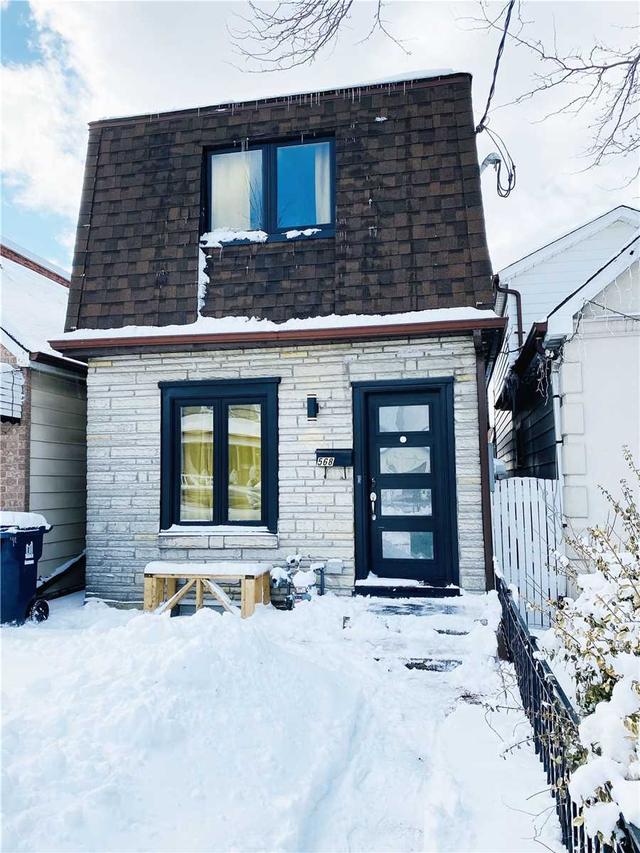 568 Delaware Ave N, House detached with 4 bedrooms, 5 bathrooms and 2 parking in Toronto ON | Image 1