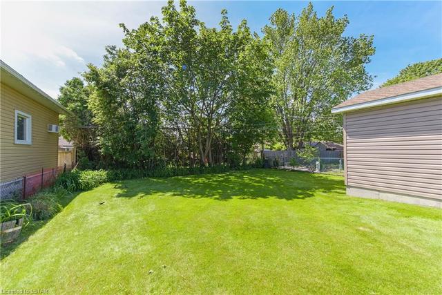 1769 Whitehall Drive, House detached with 3 bedrooms, 2 bathrooms and 7 parking in London ON | Image 30
